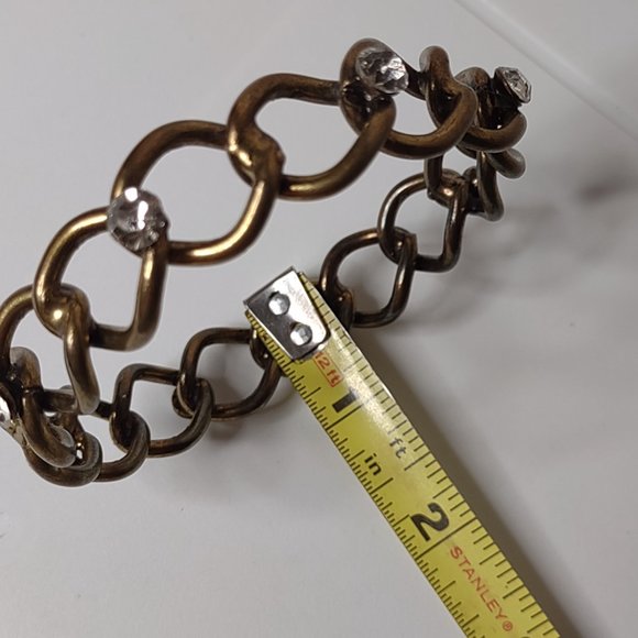 Vintage Gold Tone Metal And Clear Rhinestone Bangle - Picture 12 of 12